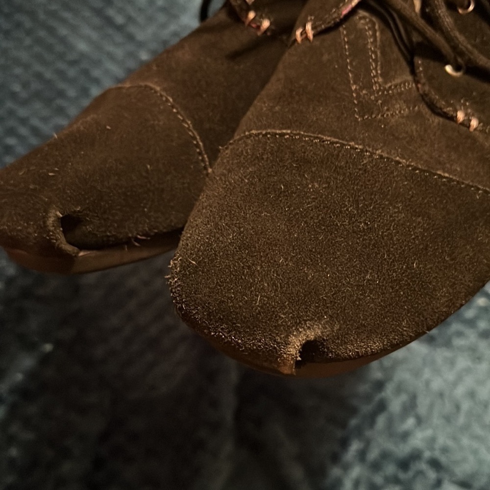 Bobs black lace up suede ankle boots! - Picture 6 of 10
